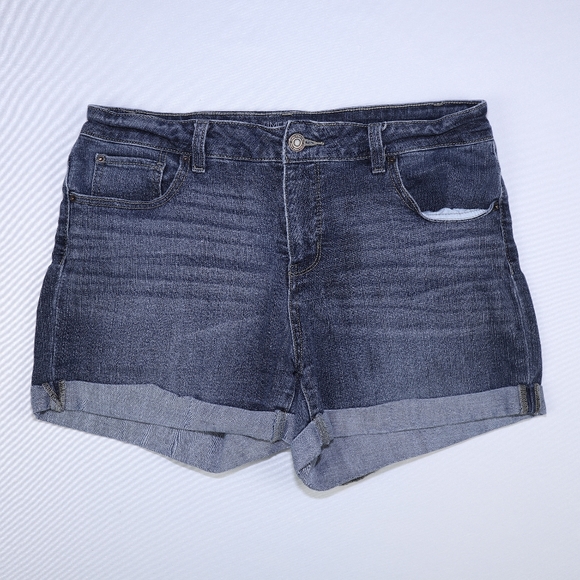 Tru Womens Mid Rise Cuff Denim Shorts 